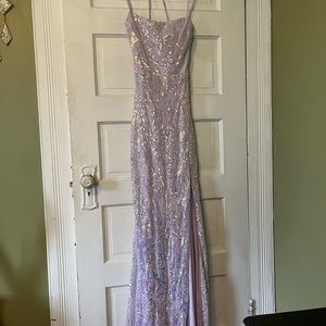 Gown with sequins. Lavender. High leg slit.